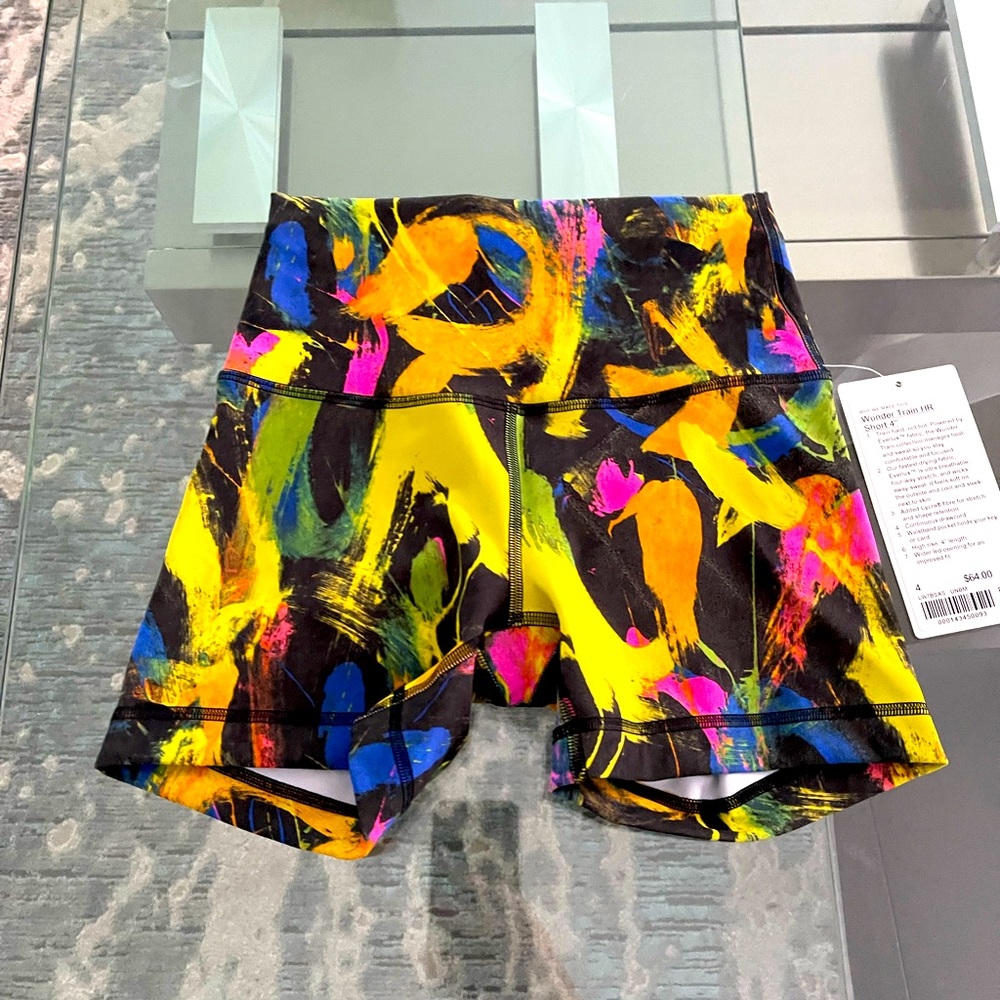 Lululemon BNWT Wunder Train short size 4